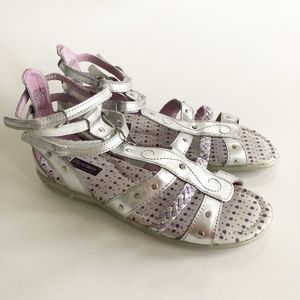 Beeko Girls Moglia Leather Gladiator Sandal Braided Straps w Studs Silver EU35